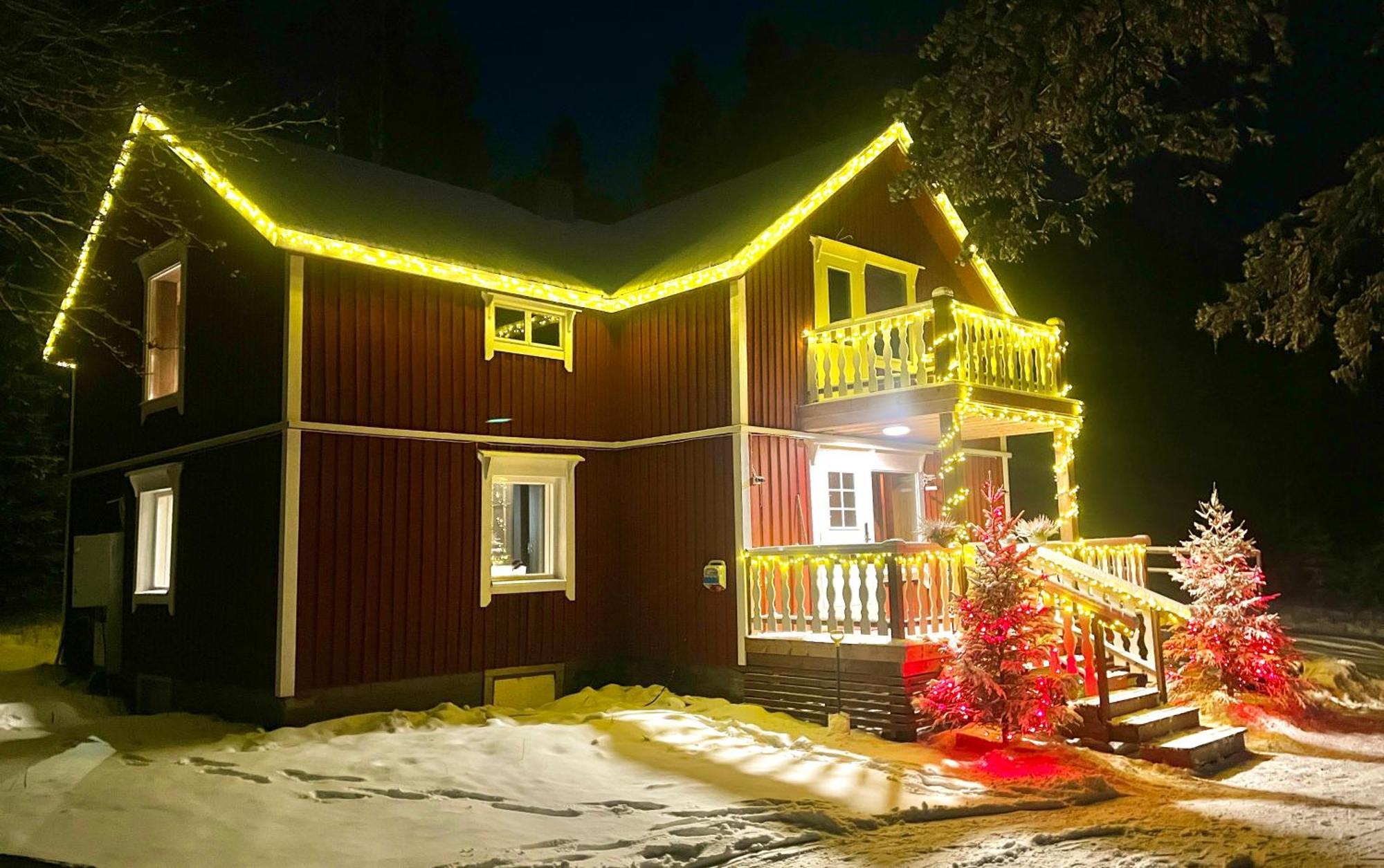 Art House Of Lady Christmas Villa *