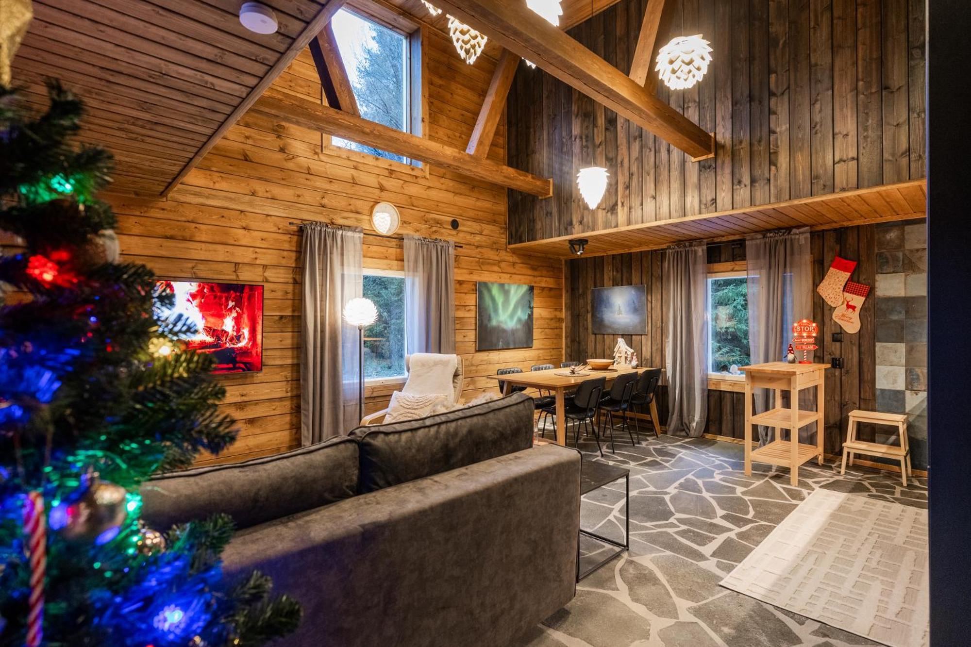 Villa Art House Of Lady Christmas *